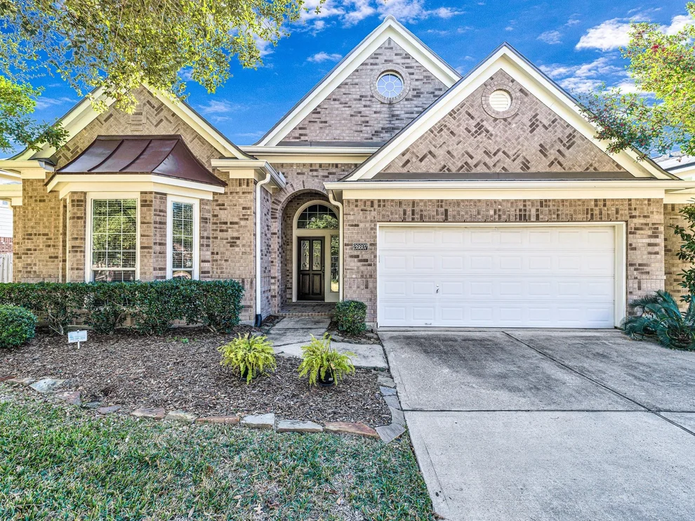 Unit for sale at 26607 Summerbend Hollow Lane, Katy, TX 77494