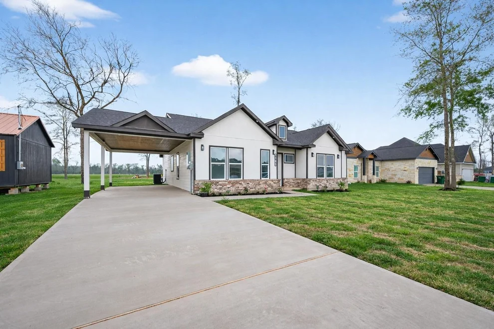 Unit for sale at 1105 Peter Pine Street, Huffman, TX 77336