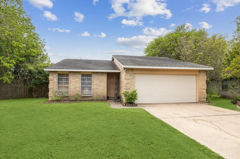 Unit for sale at 3507 Iron Bridge Drive, Houston, TX 77066