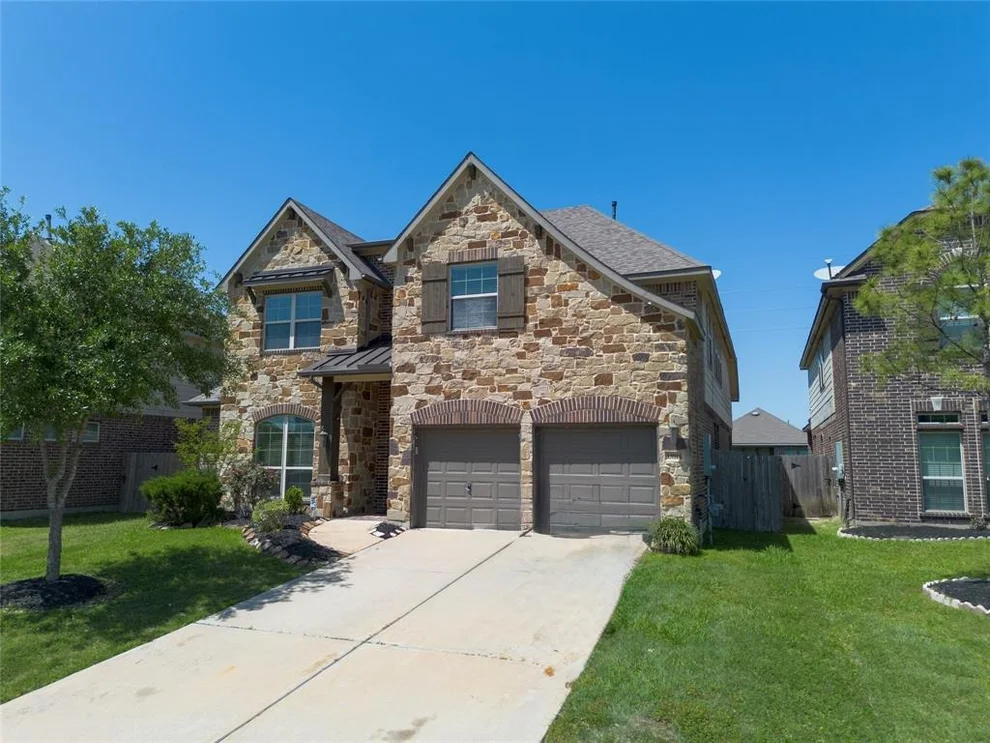 Unit for sale at 13515 Noble Landing Lane, Rosharon, TX 77583