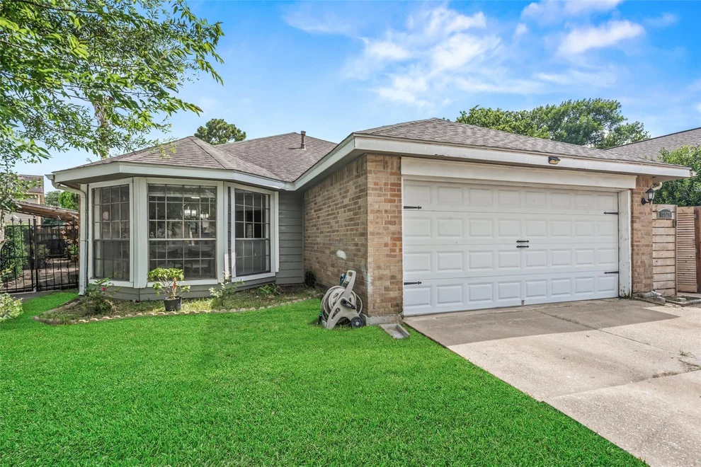 Unit for sale at 13527 Blue Marlin Lane, Houston, TX 77083