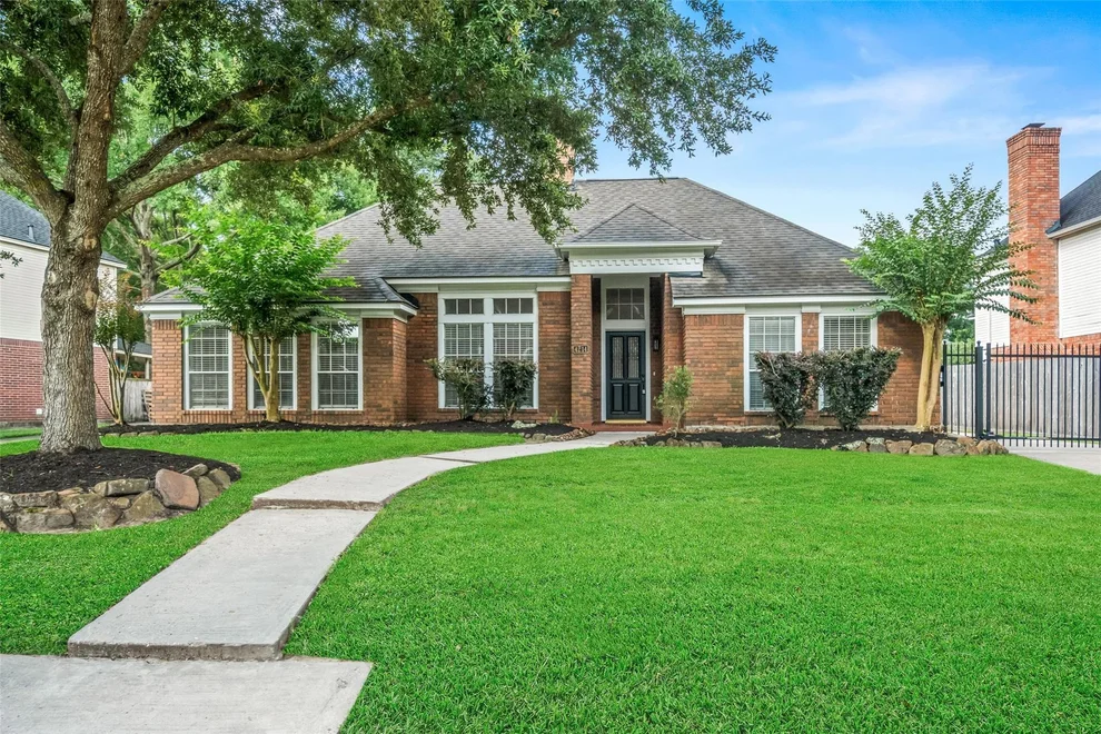 Unit for sale at 4214 Meadow Forest Lane, Kingwood, TX 77345