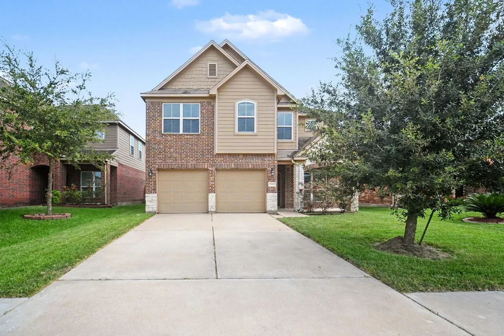Unit for sale at 2643 Cottage Step Trail, Fresno, TX 77545