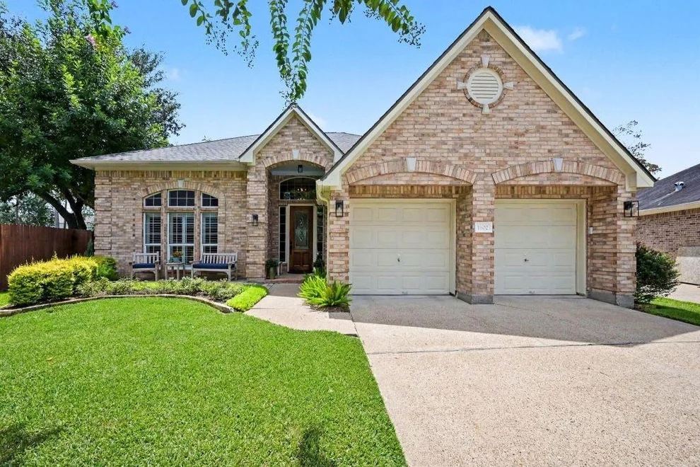 Unit for sale at 1602 Wellington Way, Houston, TX 77055