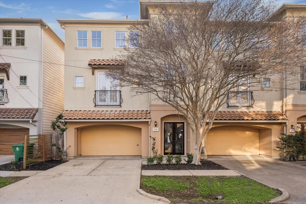 Unit for sale at 1511 Reinerman Street, Houston, TX 77007