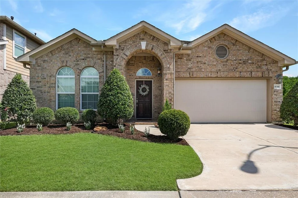 Unit for sale at 4144 Livorno Lane, Friendswood, TX 77546