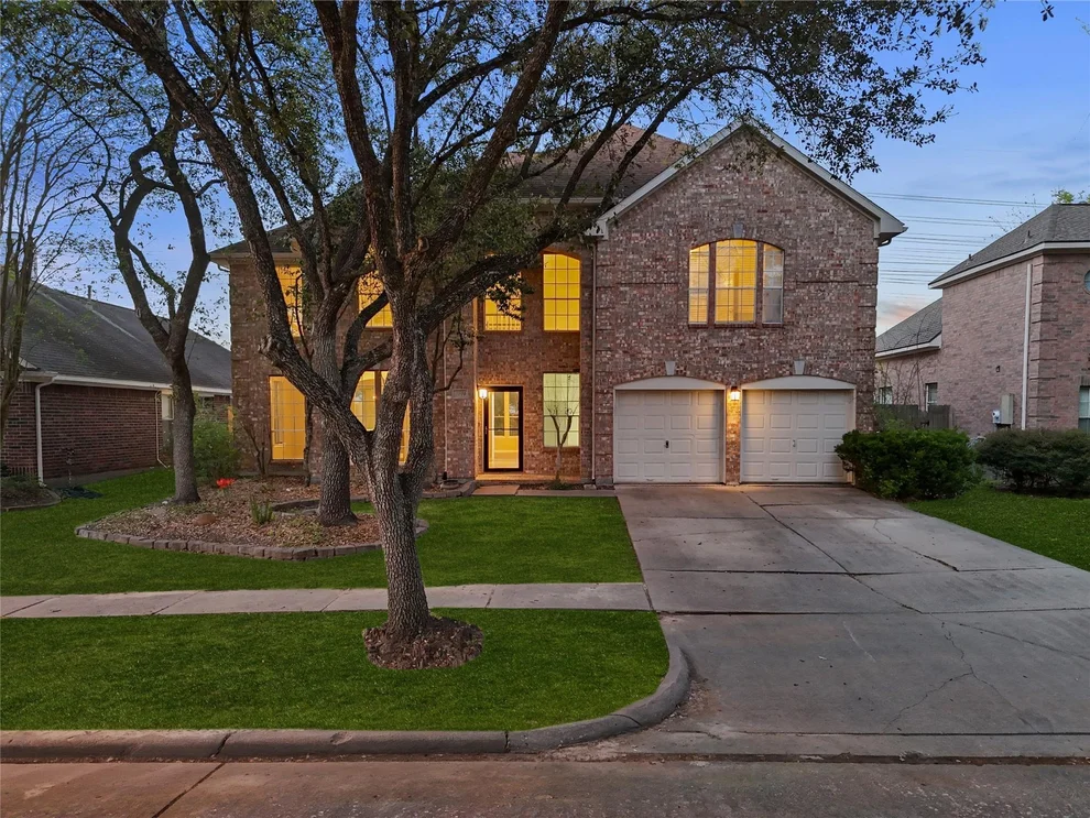 Unit for sale at 2224 Golden Sails Drive, League City, TX 77573