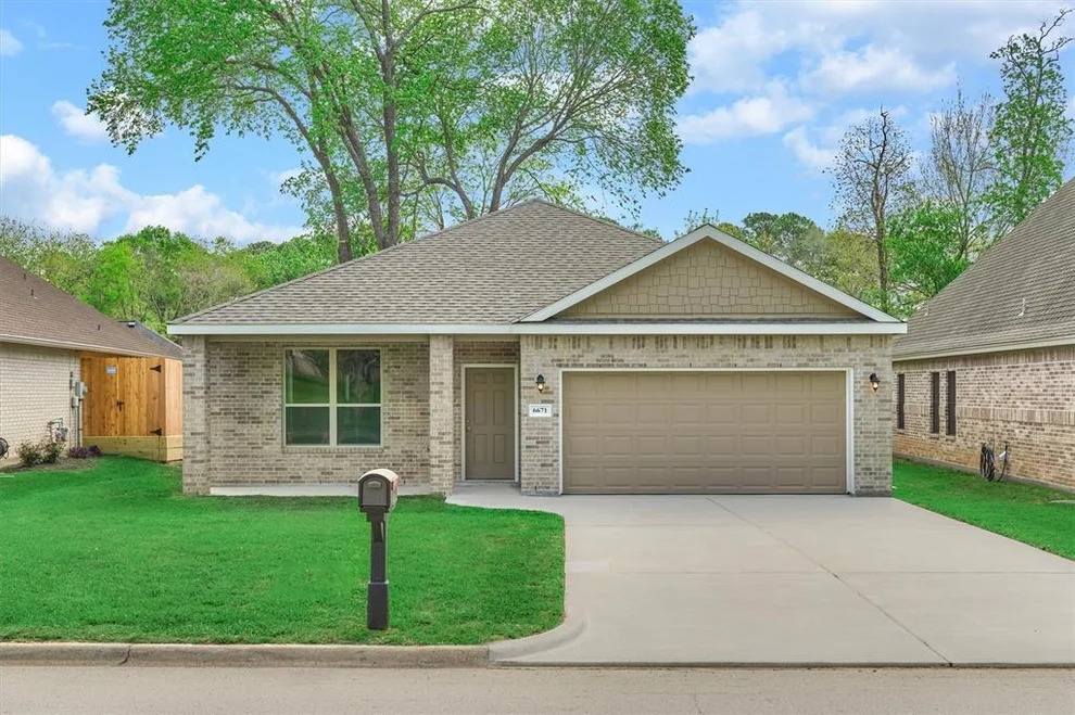 Unit for sale at 6671 Kingston Cove Lane, Willis, TX 77318