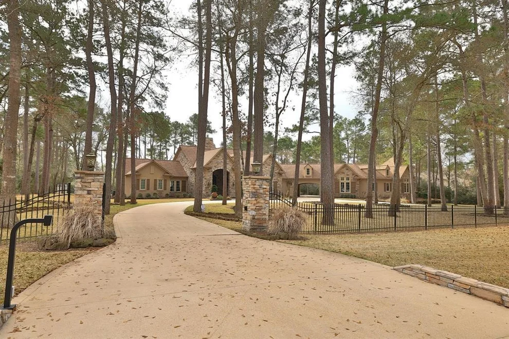 Unit for sale at 38223 Windy Ridge Trail Trail, Magnolia, TX 77355