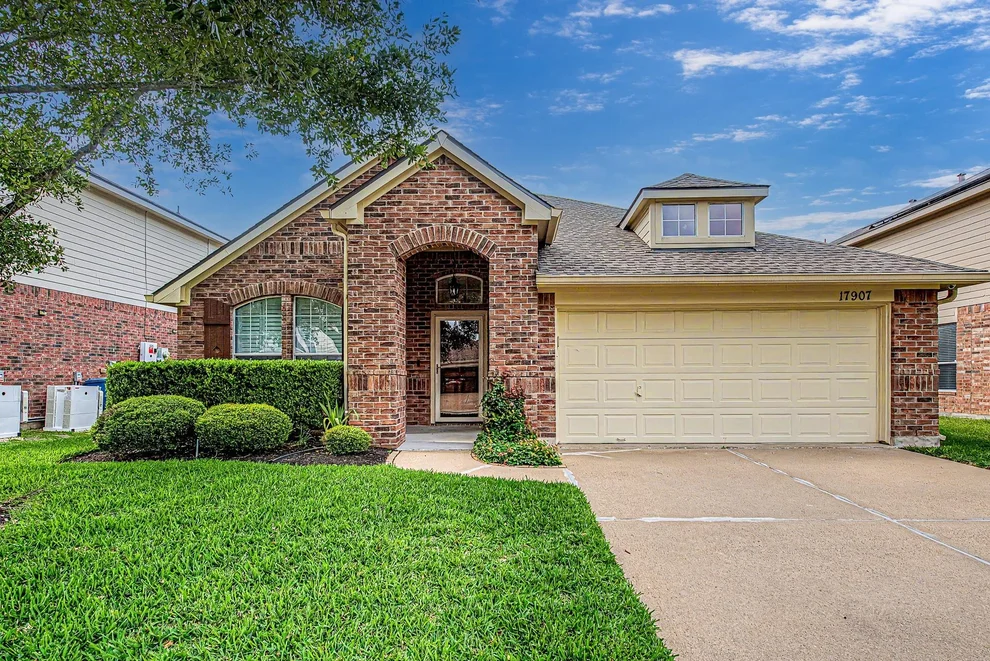 Unit for sale at 17907 Treemont Landing, Houston, TX 77084