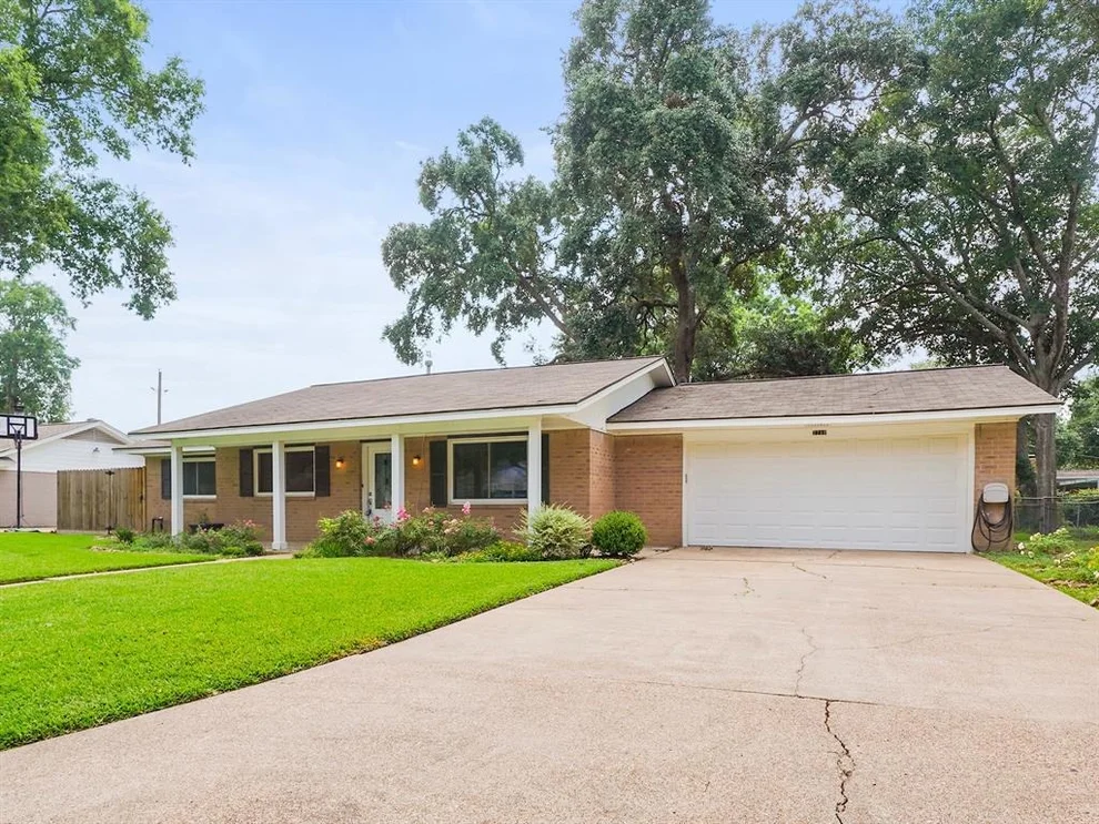 Unit for sale at 1719 Drexel Drive, Katy, TX 77493
