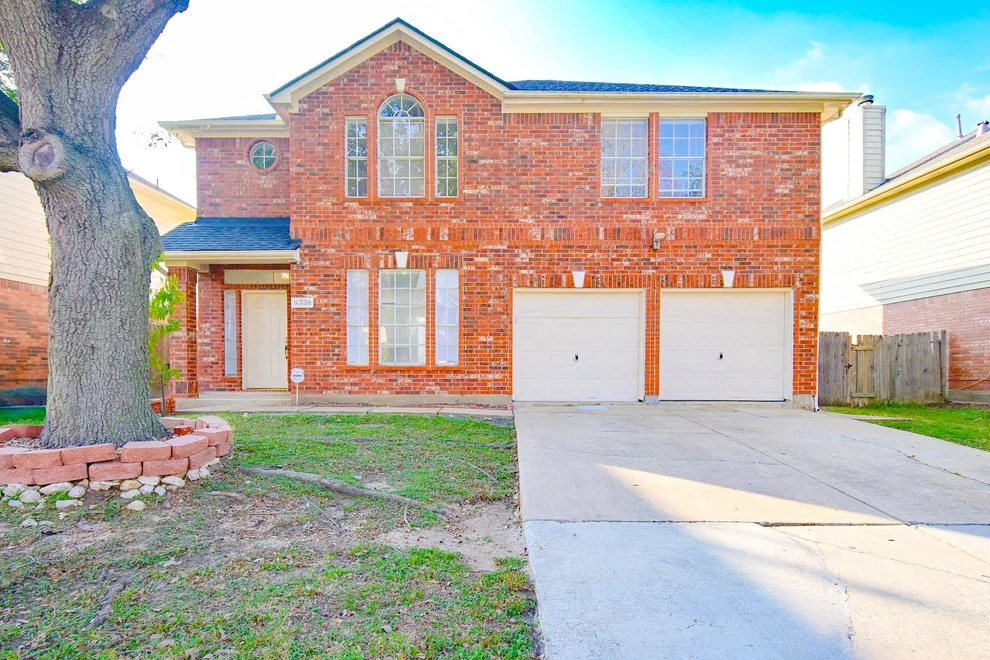 Unit for sale at 9338 Corner Oaks Lane, Houston, TX 77036