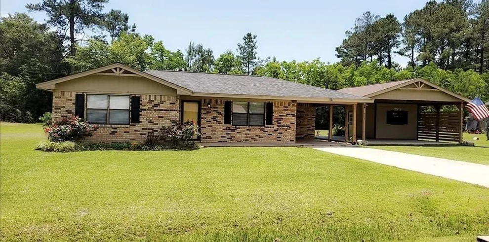 Unit for sale at 211 Easy Street, Kirbyville, TX 75956