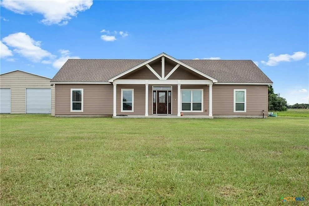 Unit for sale at 50 Dewberry Lane, Seadrift, TX 77983