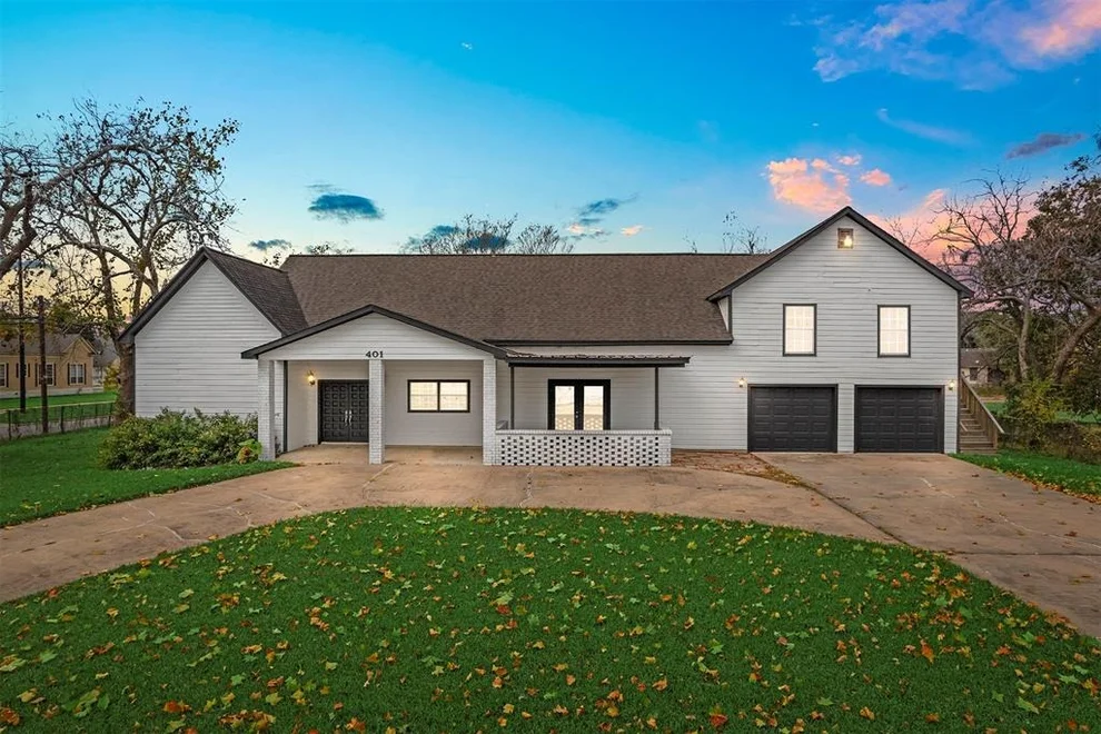 Unit for sale at 401 Pecan Street, Wharton, TX 77488