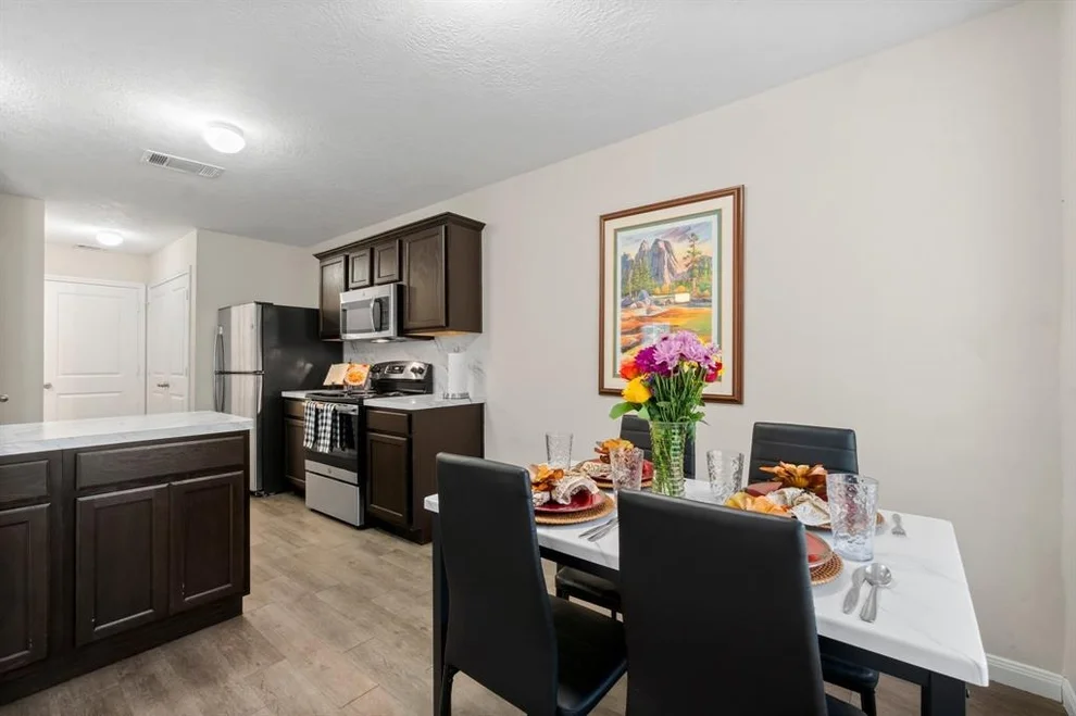 Unit for sale at 14914 Bonham Lane, Willis, TX 77378