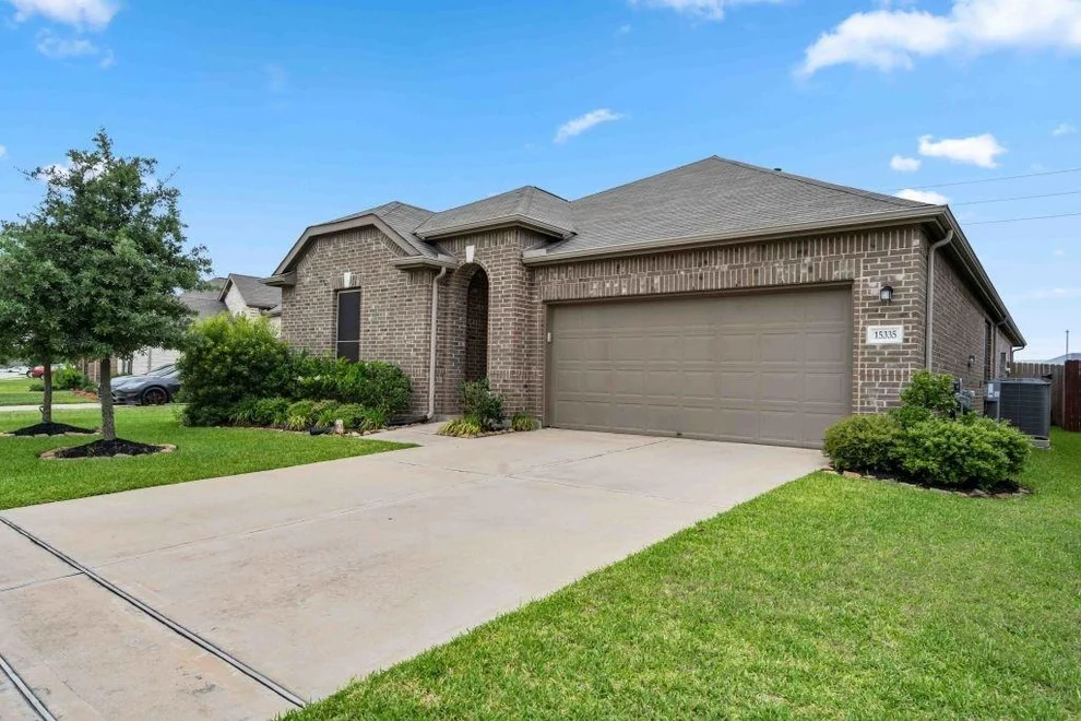 Unit for sale at 15335 Oakheath Colony Lane, Houston, TX 77044