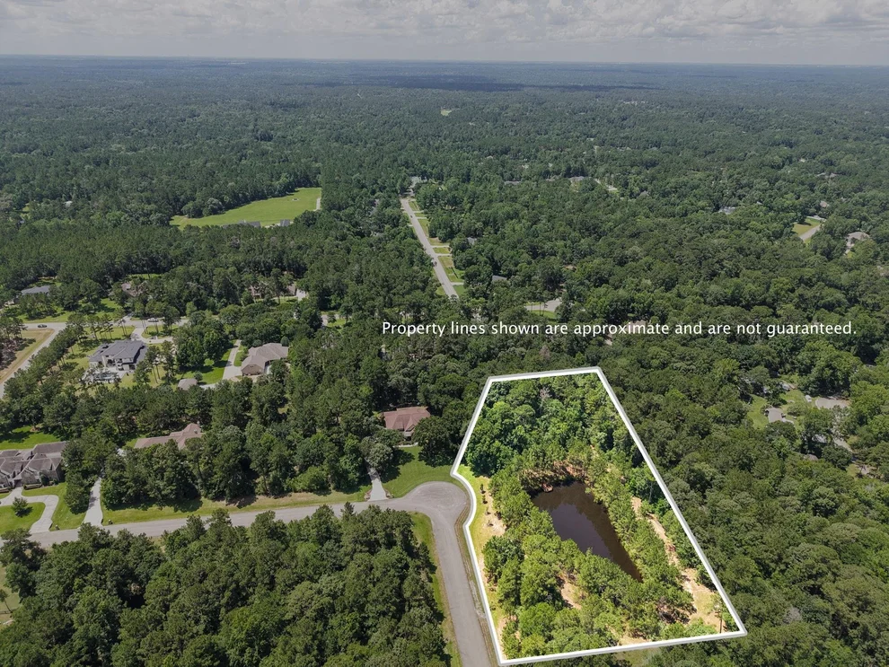 Unit for sale at 28930 Village Trail, Magnolia, TX 77355