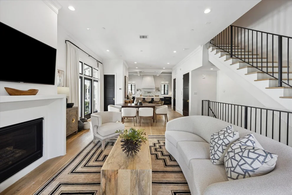 Unit for sale at 819 Blackshire Lane, Houston, TX 77055