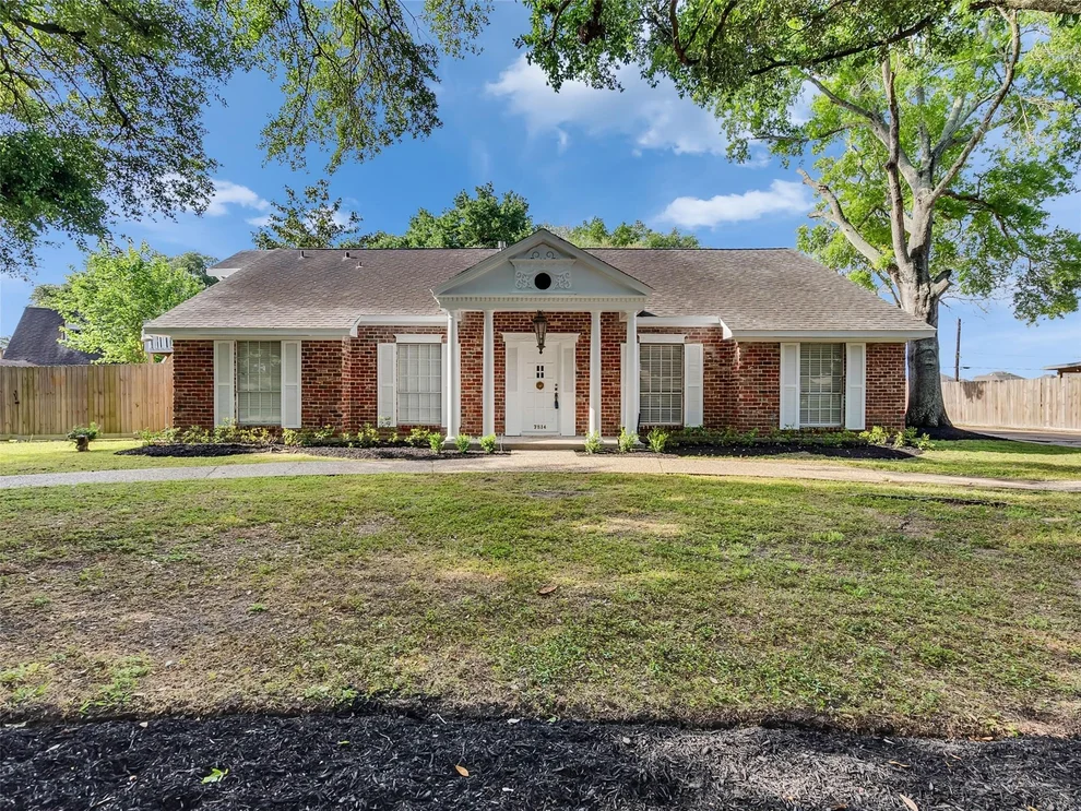 Unit for sale at 7814 Knob Hill Avenue, Pasadena, TX 77505