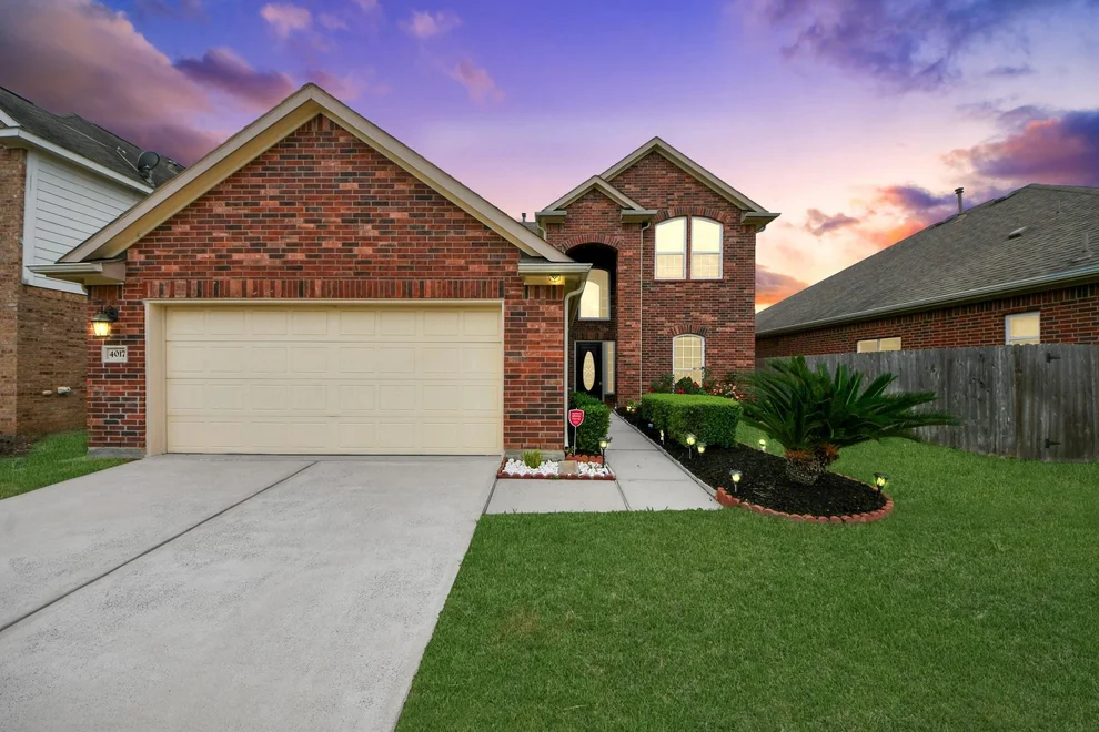 Unit for sale at 4017 Firenze Drive, Friendswood, TX 77546