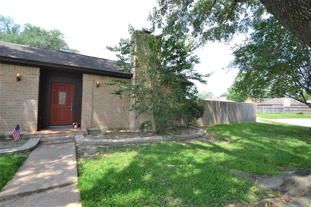 Unit for sale at 15927 Tumbling Rapids Drive, Houston, TX 77084