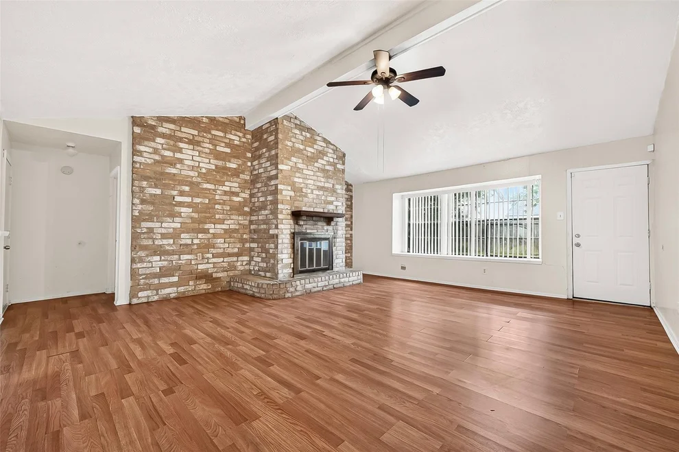 Unit for sale at 10431 Towne Oak Lane, Sugar Land, TX 77498