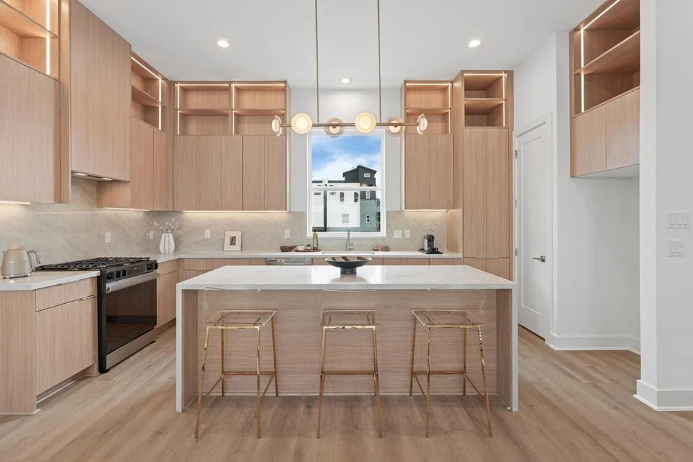 Unit for sale at 1115 Ennis Street, Houston, TX 77003