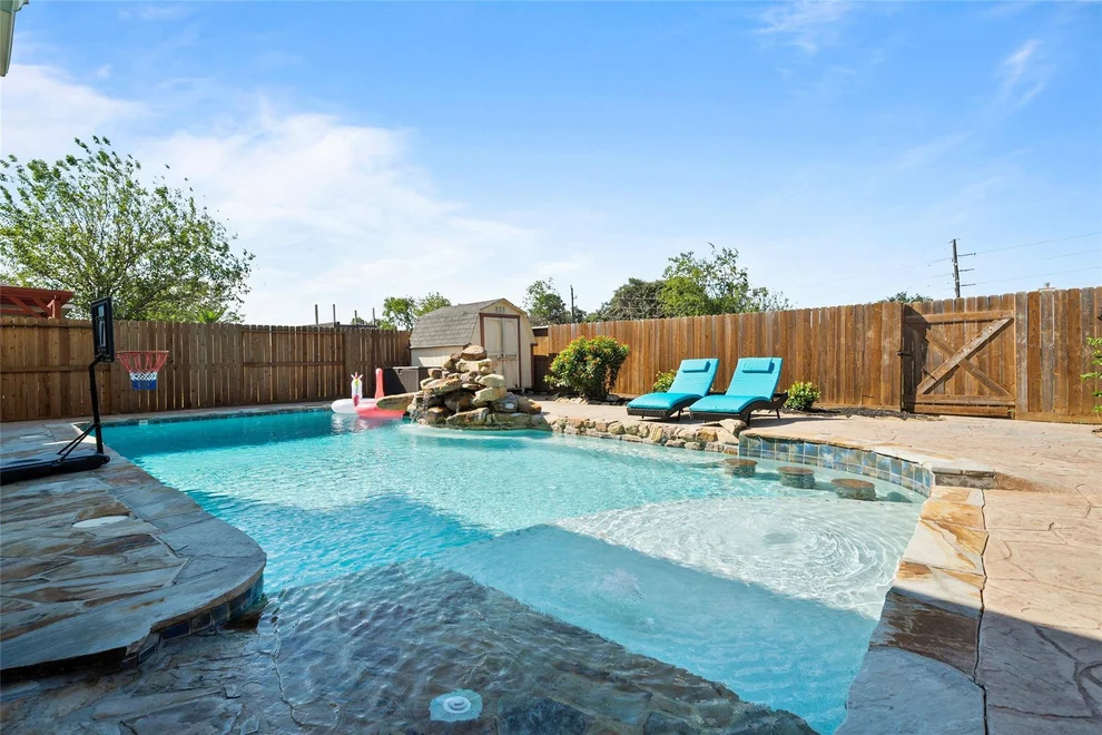 Unit for sale at 507 Northvalley Drive, Houston, TX 77073