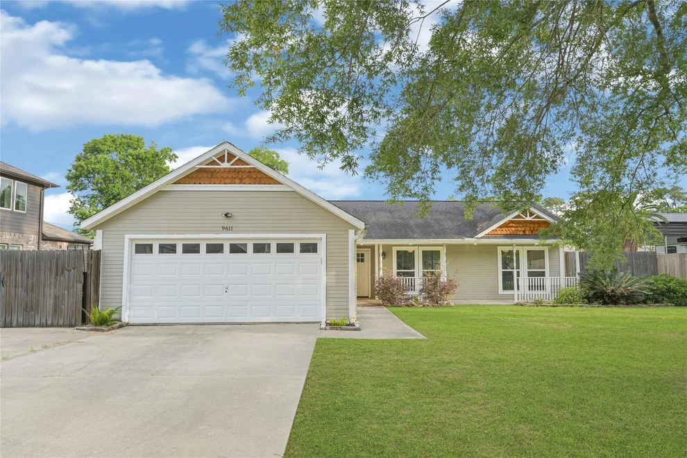 Unit for sale at 9611 Pinehurst Street, Baytown, TX 77521