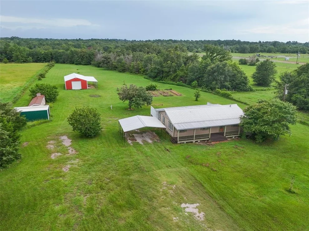 Unit for sale at 14898 Fm 1696 Road, Bedias, TX 77831