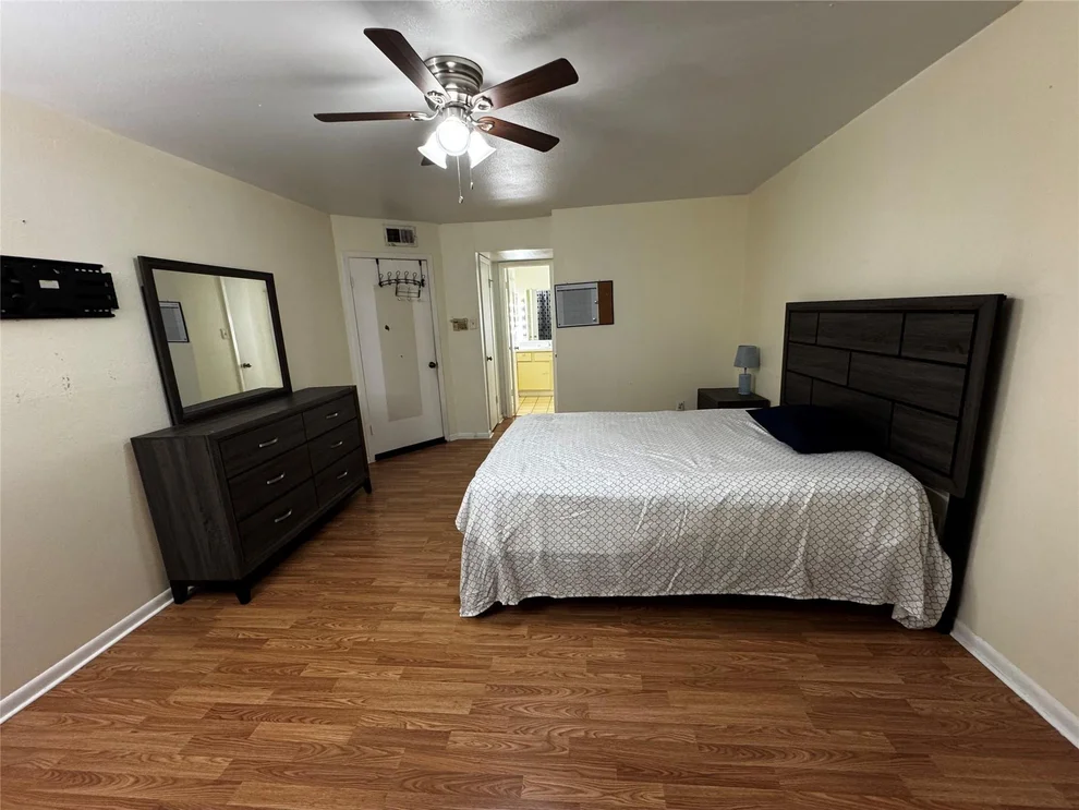 Unit for sale at 8525 Hearth Drive, Houston, TX 77054
