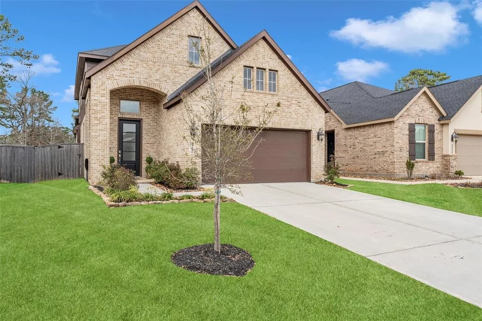 Unit for sale at 35448 Woodtrace Circle, Pinehurst, TX 77362
