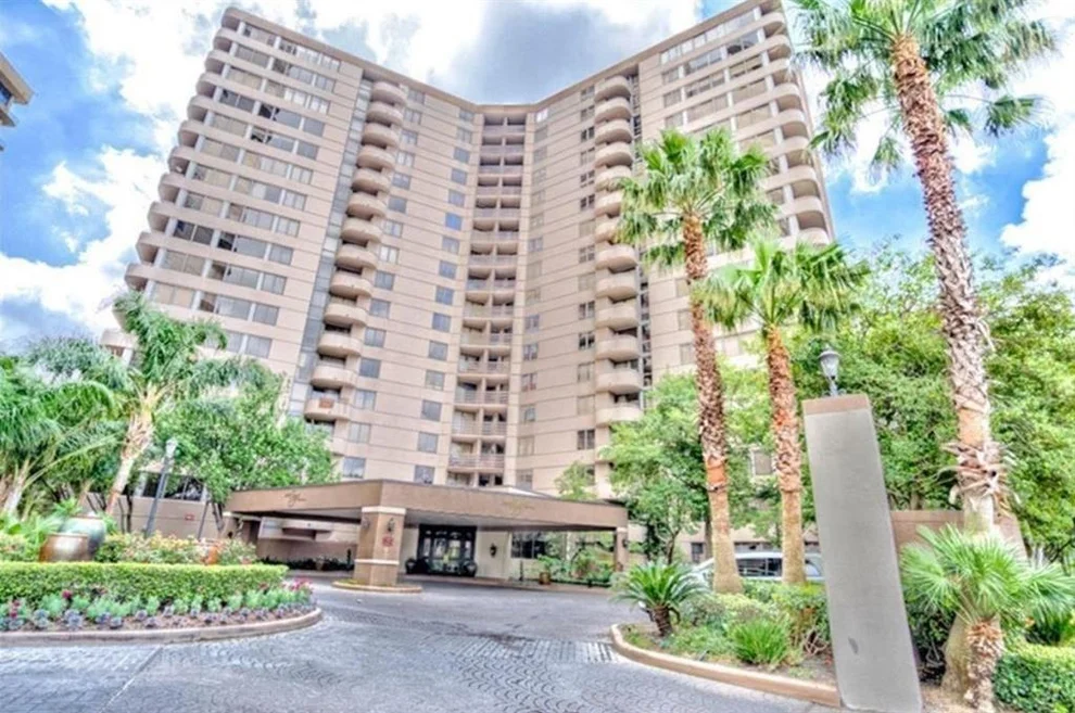 Unit for sale at 3525 Sage Road, Houston, TX 77056