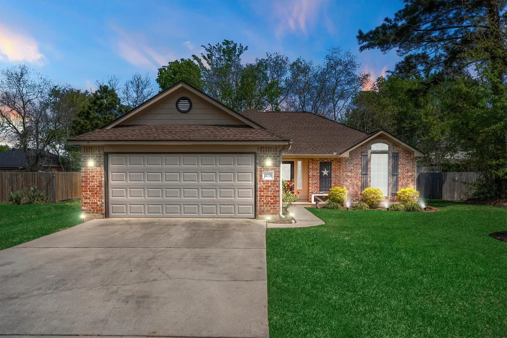 Unit for sale at 13038 Lazy Lane, Willis, TX 77318