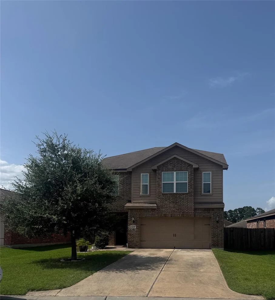 Unit for sale at 12042 Powderhorn Lane, Pinehurst, TX 77362