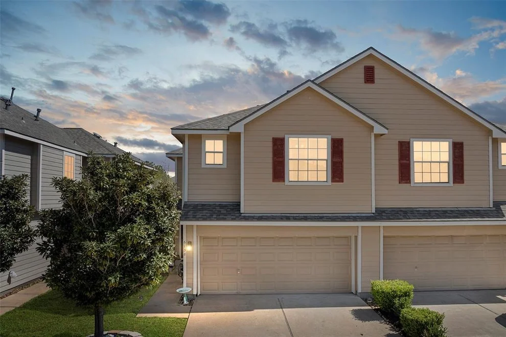 Unit for sale at 6138 Morningshire Lane S, Houston, TX 77084