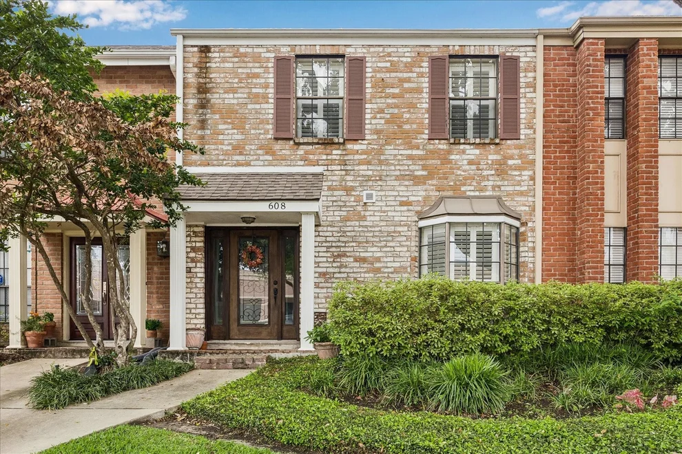 Unit for sale at 608 Augusta Drive, Houston, TX 77057