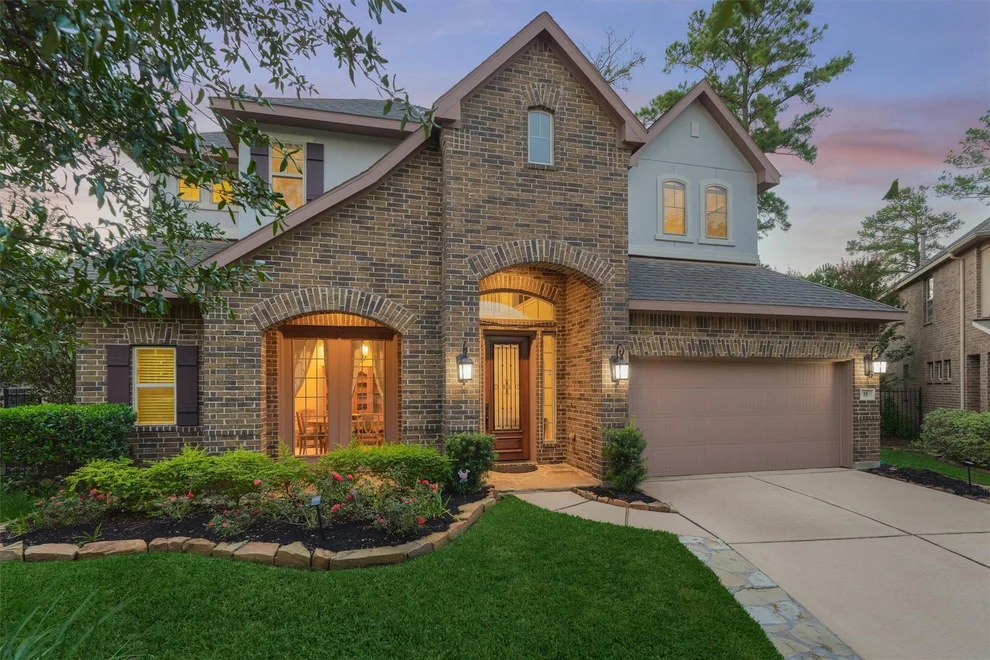 Unit for sale at 15 Camplight Court, The Woodlands, TX 77389