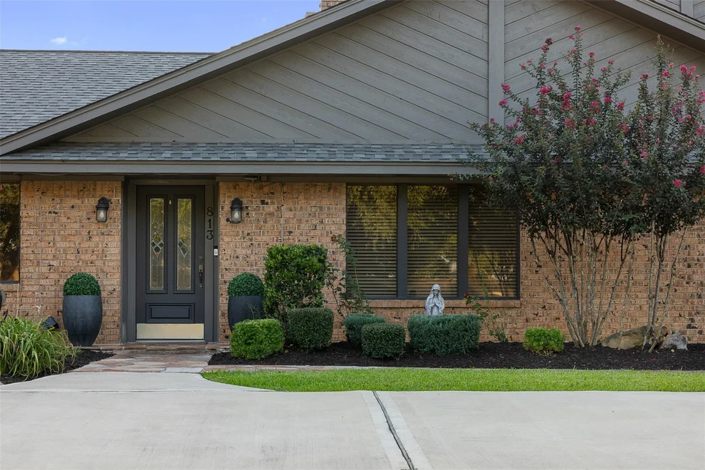 Unit for sale at 813 N Gray Street, Caldwell, TX 77836