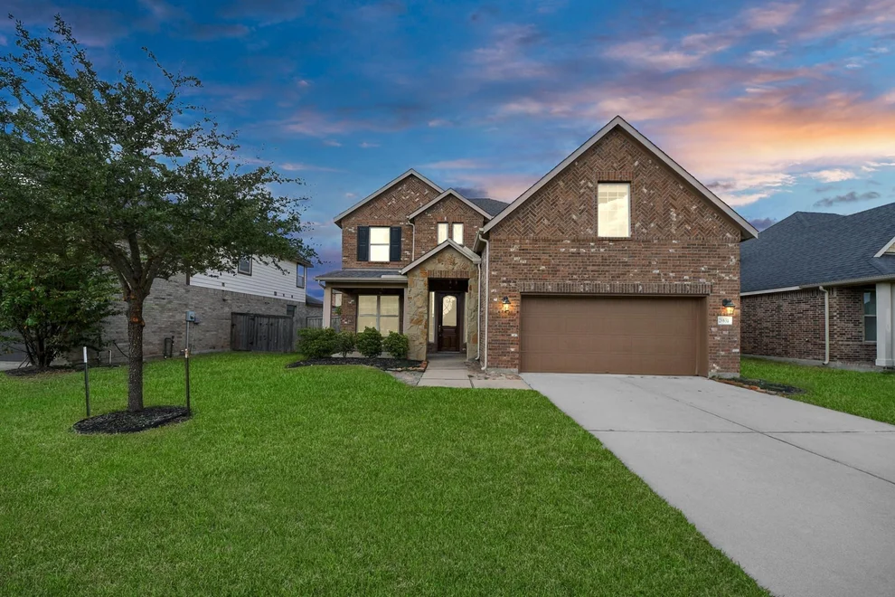 Unit for sale at 29838 Norwood Canyon Lane, Brookshire, TX 77423