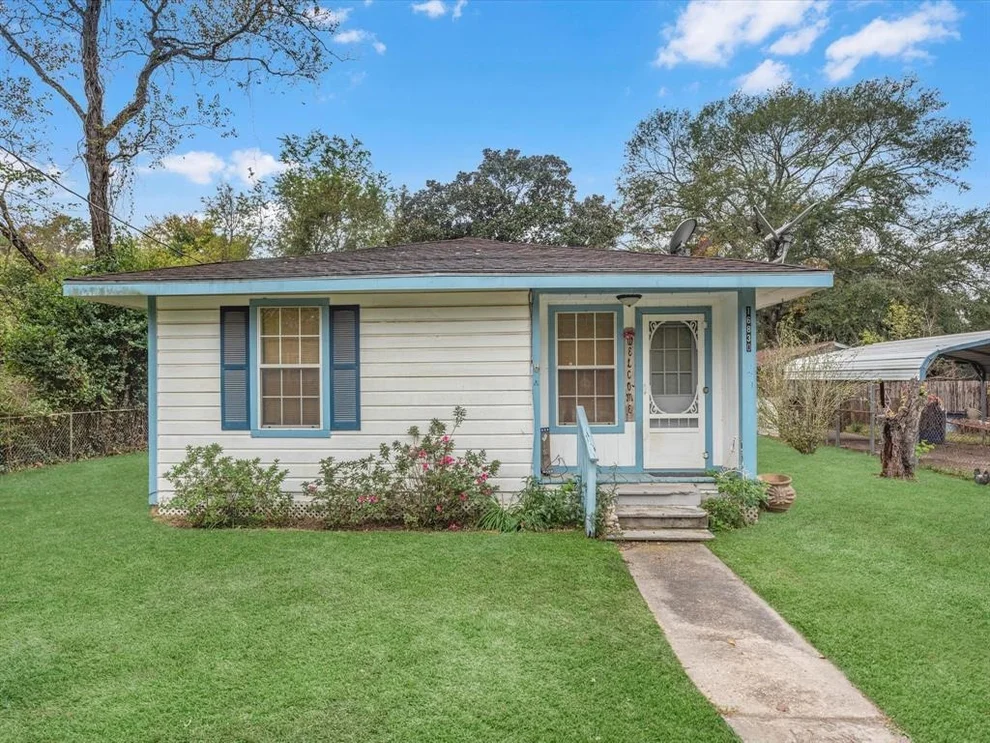 Unit for sale at 16830 Main Street, Splendora, TX 77372