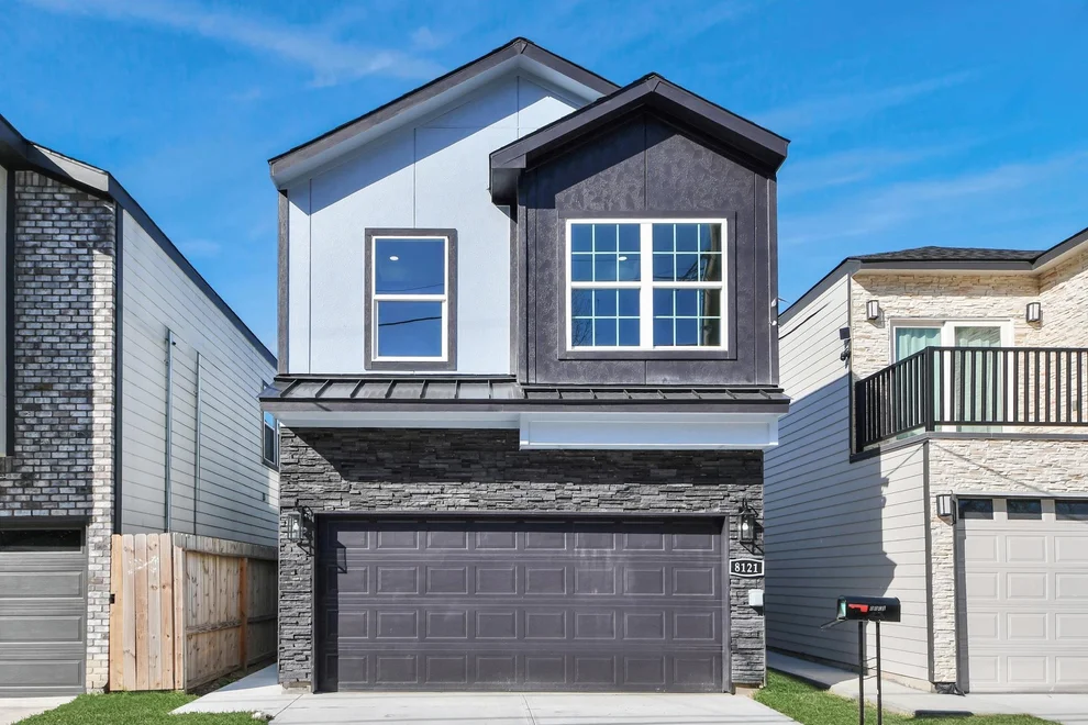 Unit for sale at 8121 Venus Street, Houston, TX 77088