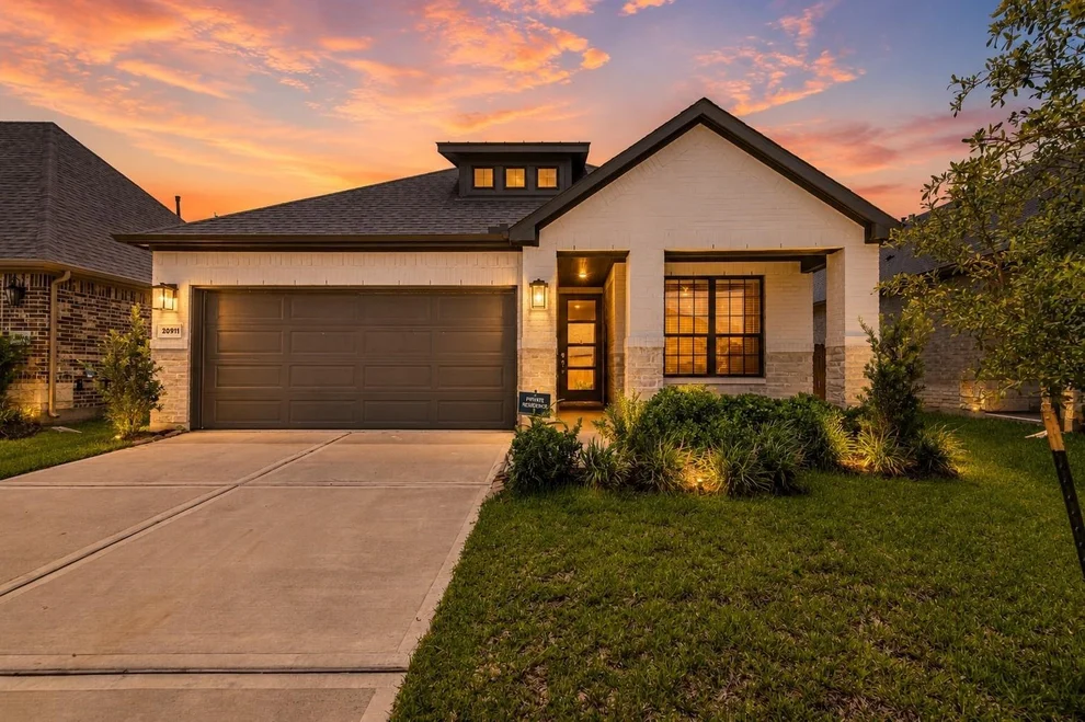 Unit for sale at 20911 Caserta Glen Lane, Tomball, TX 77377