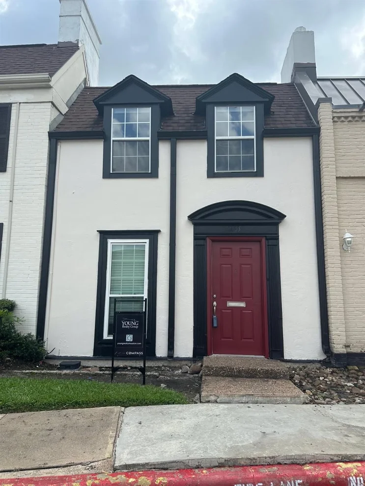 Unit for sale at 2693 Marilee Lane, Houston, TX 77057