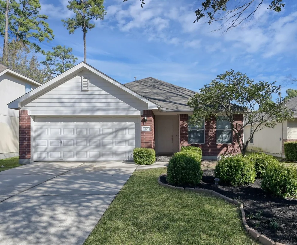 Unit for sale at 50 Thicket Grove Place, The Woodlands, TX 77385