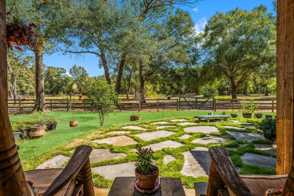 Unit for sale at 2118 Pine Road, Cleveland, TX 77328