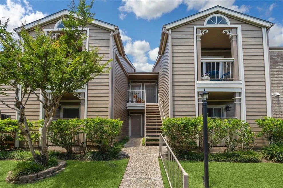 Unit for sale at 1860 White Oak Drive, Houston, TX 77009