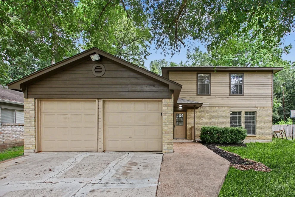 Unit for sale at 28907 Champion Oaks Drive, Magnolia, TX 77354