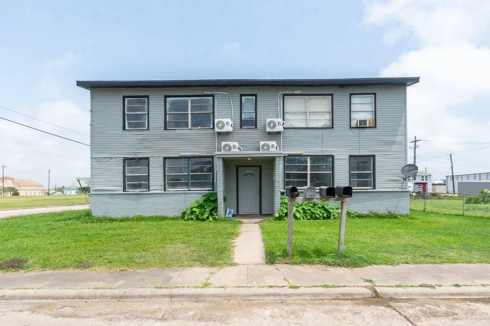 Unit for sale at 126 W 6th Street, Freeport, TX 77541